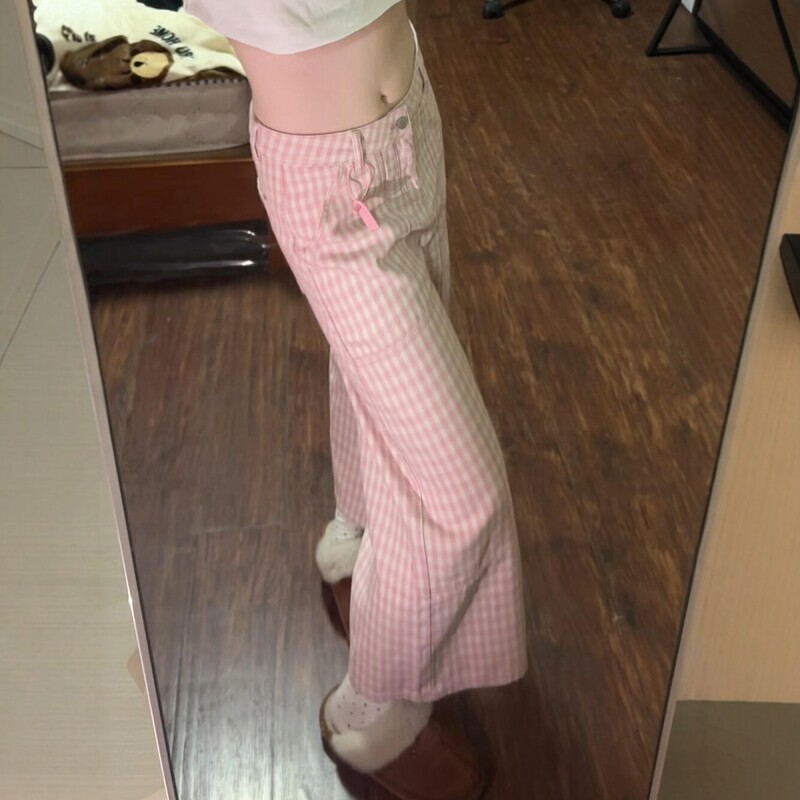 Dopamine Pink Plaid Straight-Leg Jeans for Women, New Summer Style, High-Waisted, Slimming, Versatile, Color-Blocked, Cropped Wide-Leg Pants