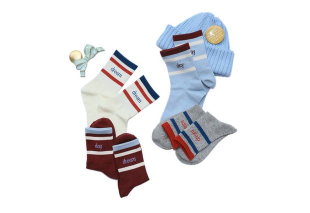 Vớ cotton mới trong vớ ống mơ mộng NGÀY DREAM chữ hip hop hoang dã vớ nữ sinh viên vớ thể thao chuyên sỉ lẻ quần tất