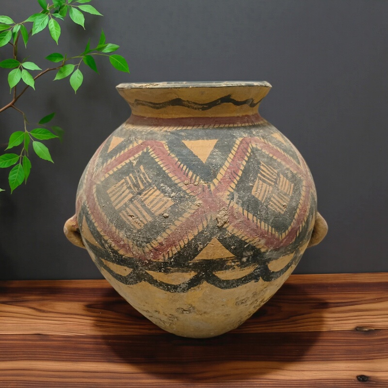 Vintage Handmade Pottery, Majiayao Colored Pottery, Home Decoration Ornaments, Art Crafts, Collectibles, Film Props Vintage Handmade Pottery, Majiayao Colored Pottery, Home Decoration Ornaments, Art Crafts, Collectibles, Film Props