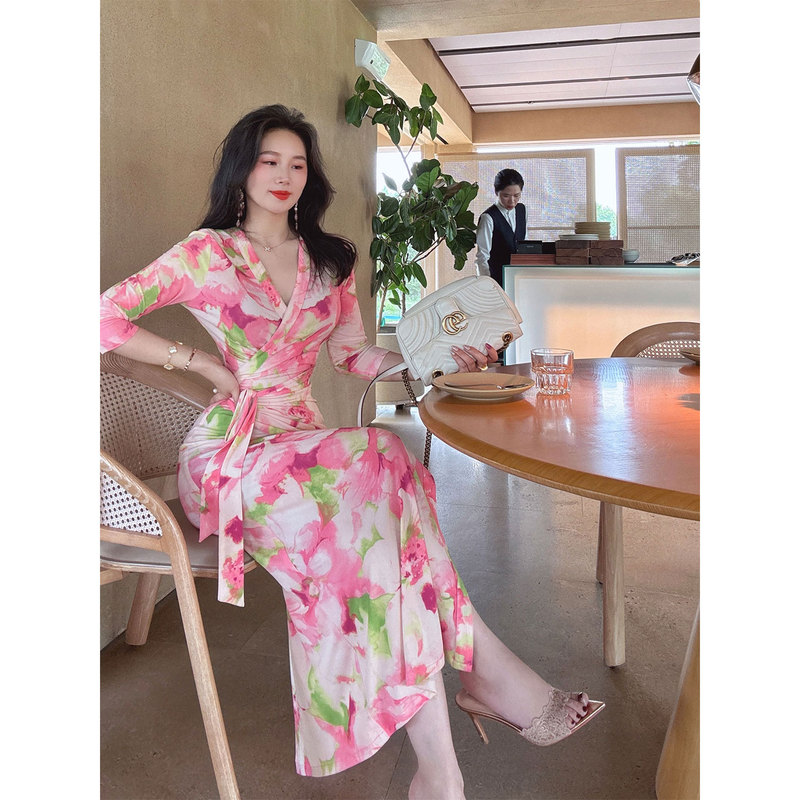 [New Color] Yang Xiaojing Peach Pink One-Piece Waist-Cinching Tie Dress for Women, Spring and Summer High-End Wrap Dress