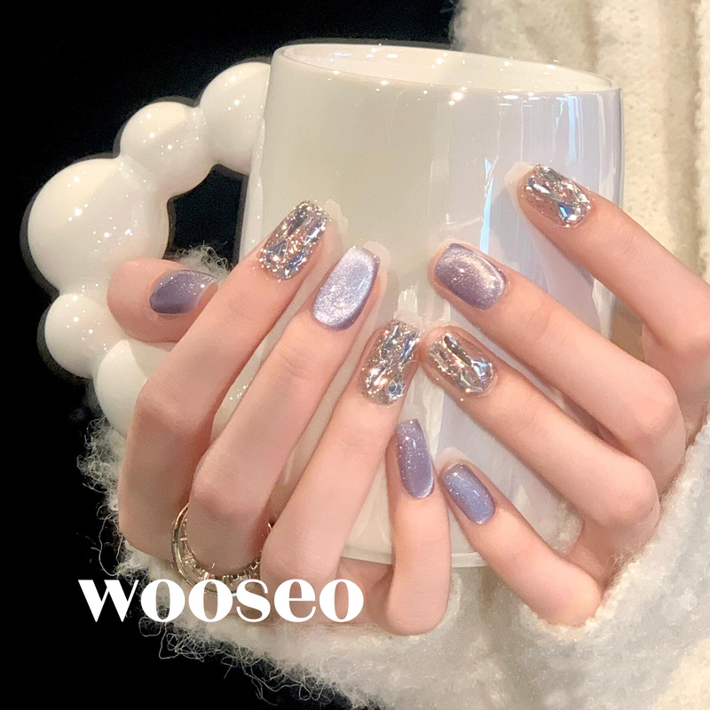 Cat's Eye Wearable Nails Short Style Light Luxury High-End Stunning Handmade Nail Stickers 2026 New Popular Wearable Nail Art