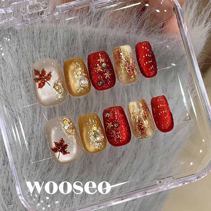 Red Cat-Eye Wearable Nails, Short Style, Light Luxury, High-End Feel, Handmade Nail Patches, 2026 New Style, Gold Wearable Nails Red Cat-Eye Wearable Nails, Short Style, Light Luxury, High-End Feel, Handmade Nail Patches, 2026 New Style, Gold Wearable Nails