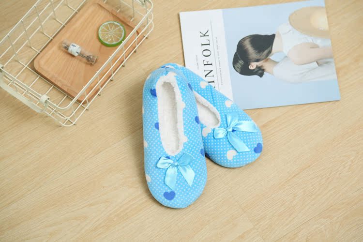 Mùa thu và mùa đông phụ nữ trưởng thành vớ nhà giáo dục sớm vớ chống trượt và giày nhung dày tháng và bộ vớ vớ cổ cao