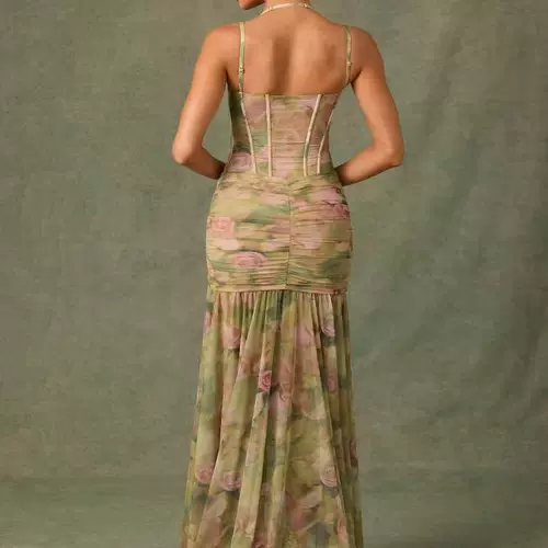 Модное приталенное длинное платье, европейский стиль, с акцентом на бедрах, средней длины