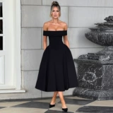 Элегантное платье, сексуальный приталенный корсет, открытые плечи, с открытой спиной, А-силуэт, длина миди