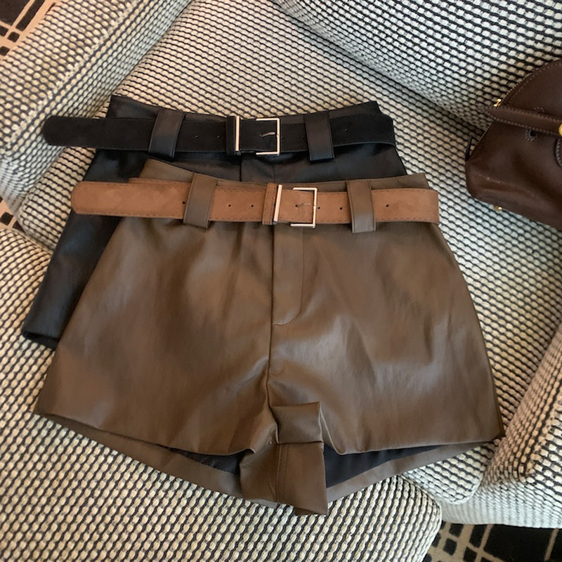 Pu Leather Wide-Leg Shorts for Women, Spring and Summer Slim High-Waisted Slimming Sexy Black Outerwear Boot Shorts Straight-Leg Leather Pants Pu Leather Wide-Leg Shorts for Women, Spring and Summer Slim High-Waisted Slimming Sexy Black Outerwear Boot Shorts Straight-Leg Leather Pants