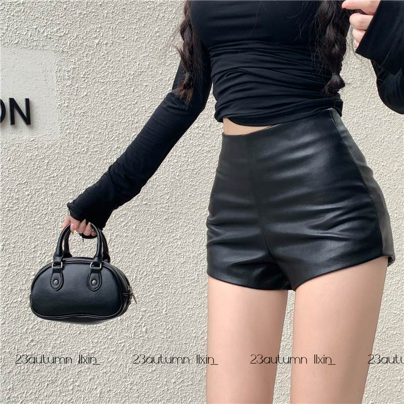 Pu Leather Hip-Hugging Shorts for Women, Spring and Summer Slim-Fitting High-Waisted Slimming Sexy Black Outerwear Boot Shorts Straight-Leg Leather Pants