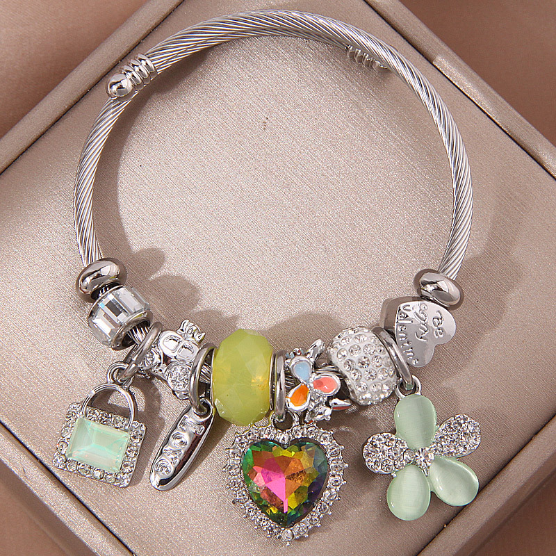 1 Fashionable and Simple Bracelet with Sparkling Diamond Lock, Heart Flower Pendant, Multi-Element Accessories, Pan Dl Simple and Unique Bracelet 1212 1 Fashionable and Simple Bracelet with Sparkling Diamond Lock, Heart Flower Pendant, Multi-Element Accessories, Pan Dl Simple and Unique Bracelet 1212