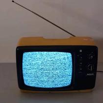 Nostalgic antique imported Panasonic old-fashioned black and white old TV with snowflakes homestay folk ornaments store decoration