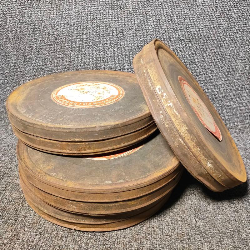 Blemish Rust Movie Props 35 mm 16mm8 75 Negatives Sheet Box Round Case Sheet Box Empty Box Sheet Iron Pendulum