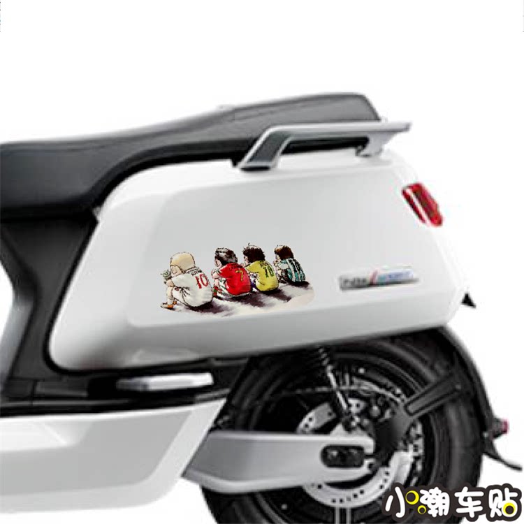 Mav Tortoise Wang Roll Locomotive Sticker Messi Football Baby Electric Card Sticker Card C Luo Water