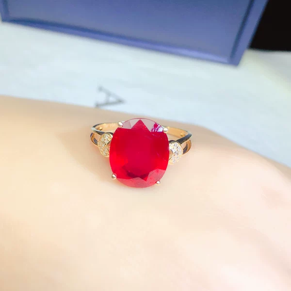 Товары от 贵菲尔珠宝品牌企业店