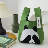 Застенчивая панда -бамбуковая зеленая двойная фигура