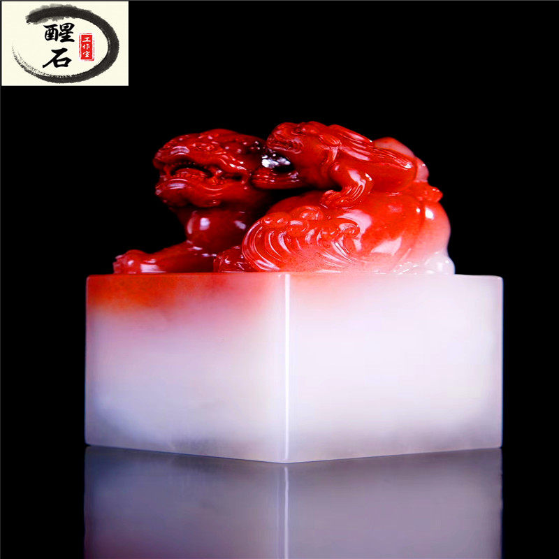 Shoushan Stone Laos Stone Water Cave Peach Blossom Seal Carving button beast emperors Indian calligraphy and painting Tian Huang to seal the seal engraving of Zhang Jinshi