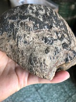 Heilongjiang natural large-leaved grass flower jade cypress jade raw stone carving material ornaments 757 grams