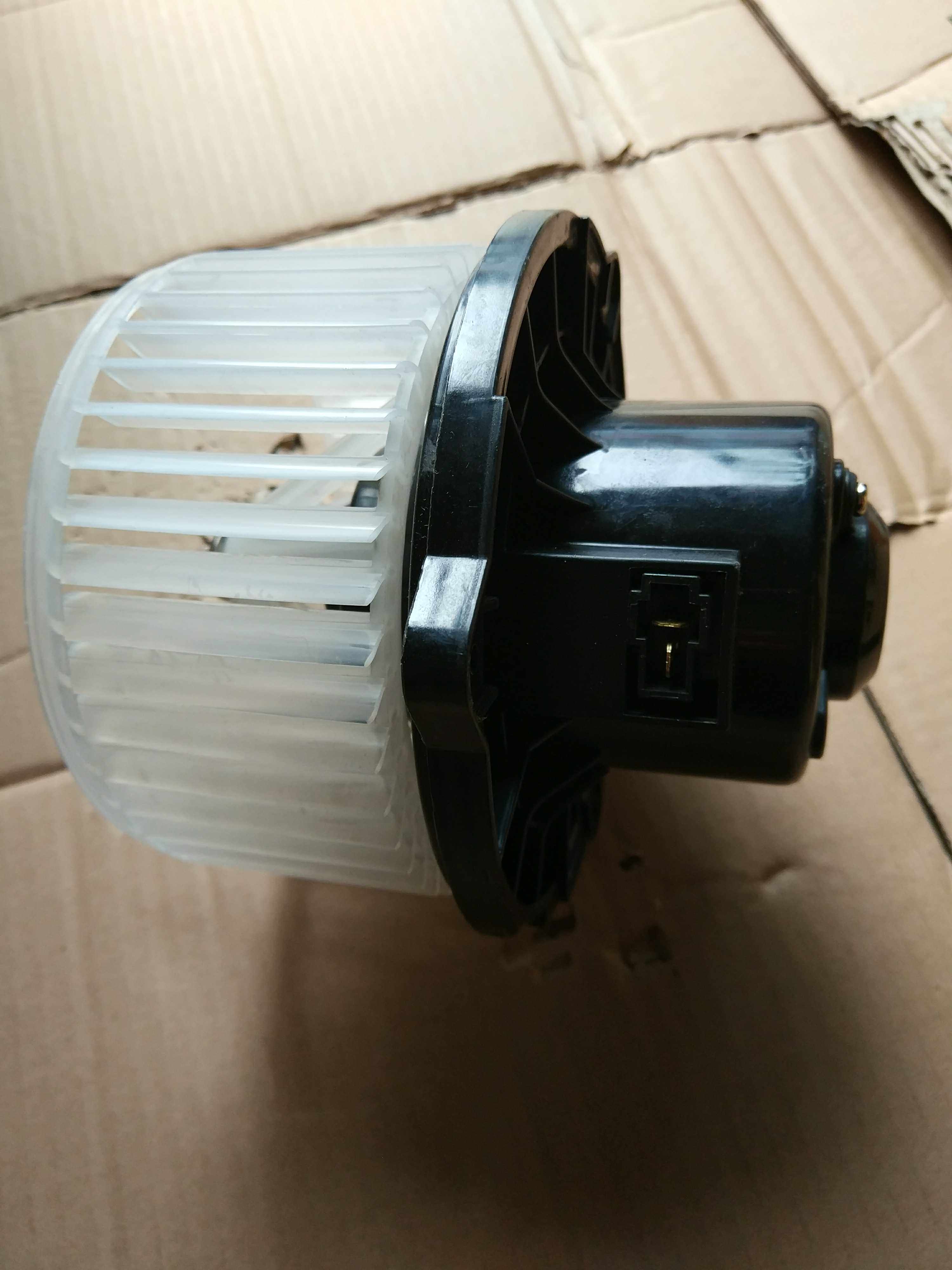 Futian Osuzu CTS's new warm air motor blower motor