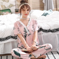 T короткая розовая орхидея