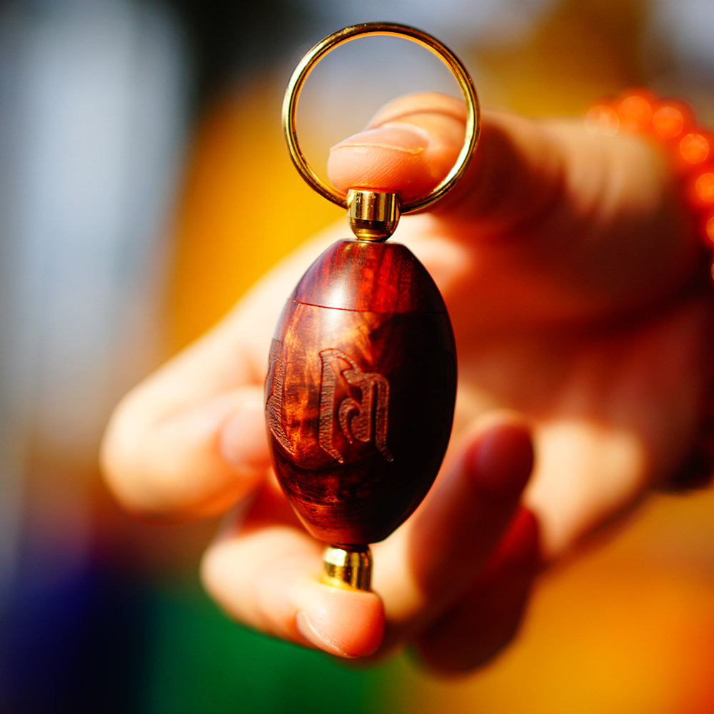 (Round Ming Tianyun) Blood Honolulu 2 million Guanyin Heart Cursive Miniature Negatives of Twist Transfer Warp Wheel Cylinder New