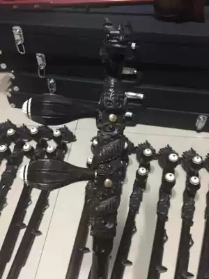 Ebony dragon head plate Hu pole Ebony head plate Hu pole Panlong Henan opera Banzhu pole with axle slide