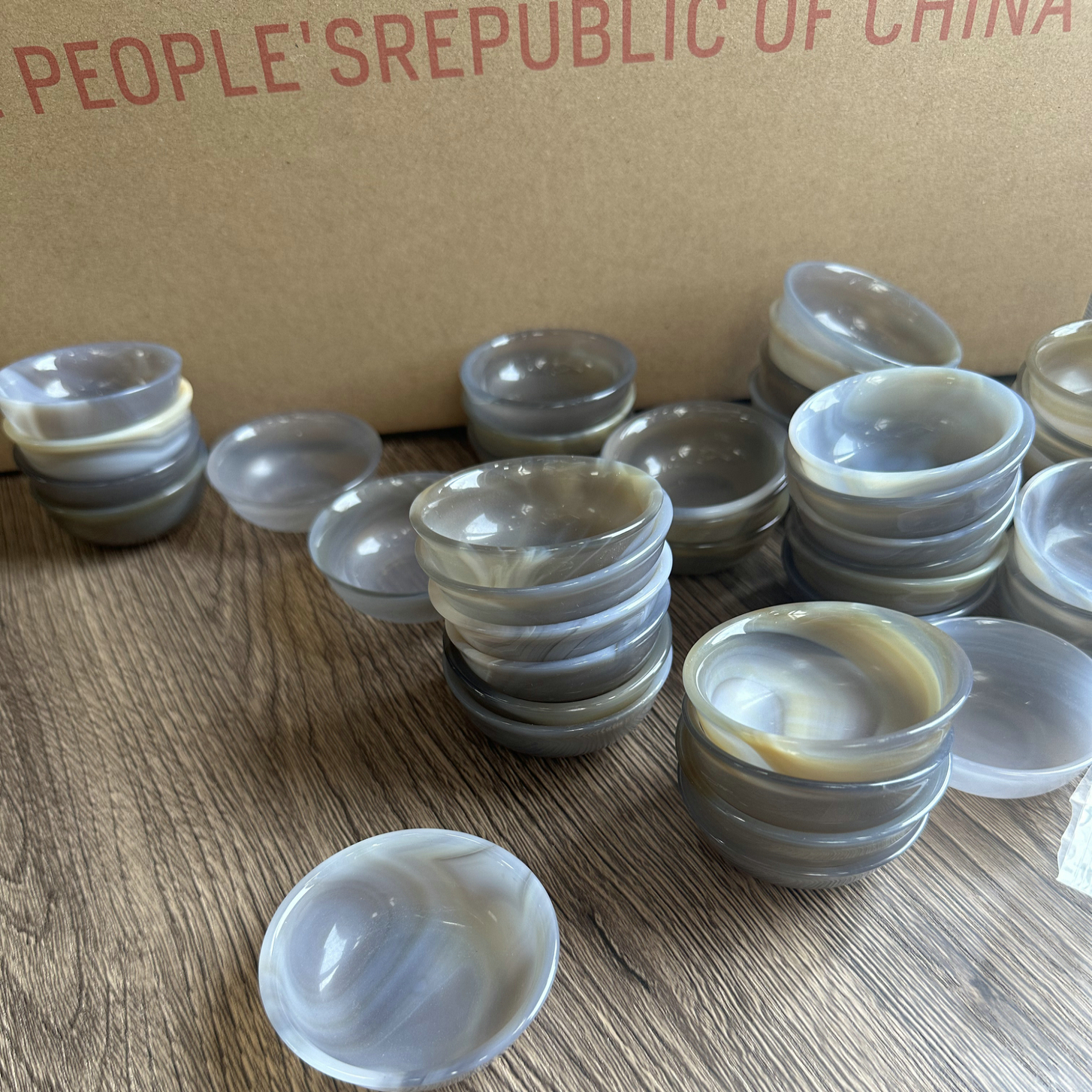 古い在庫、日本に輸出されて10～20年近く、天然瑪瑙のワインカップ、茶道カップ、ホストカップ、使用できます、単価