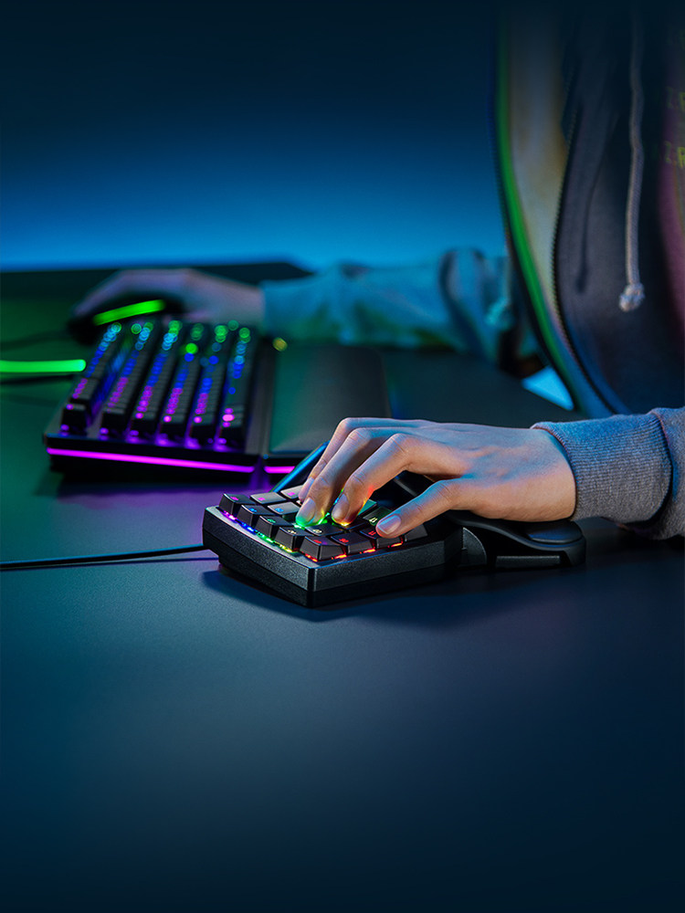 Razer Taros Scorpion Professional Edition Mercury One-Handed Gaming Mechanical Keyboard with Simulated Optical Axis and E-Sports Backlight