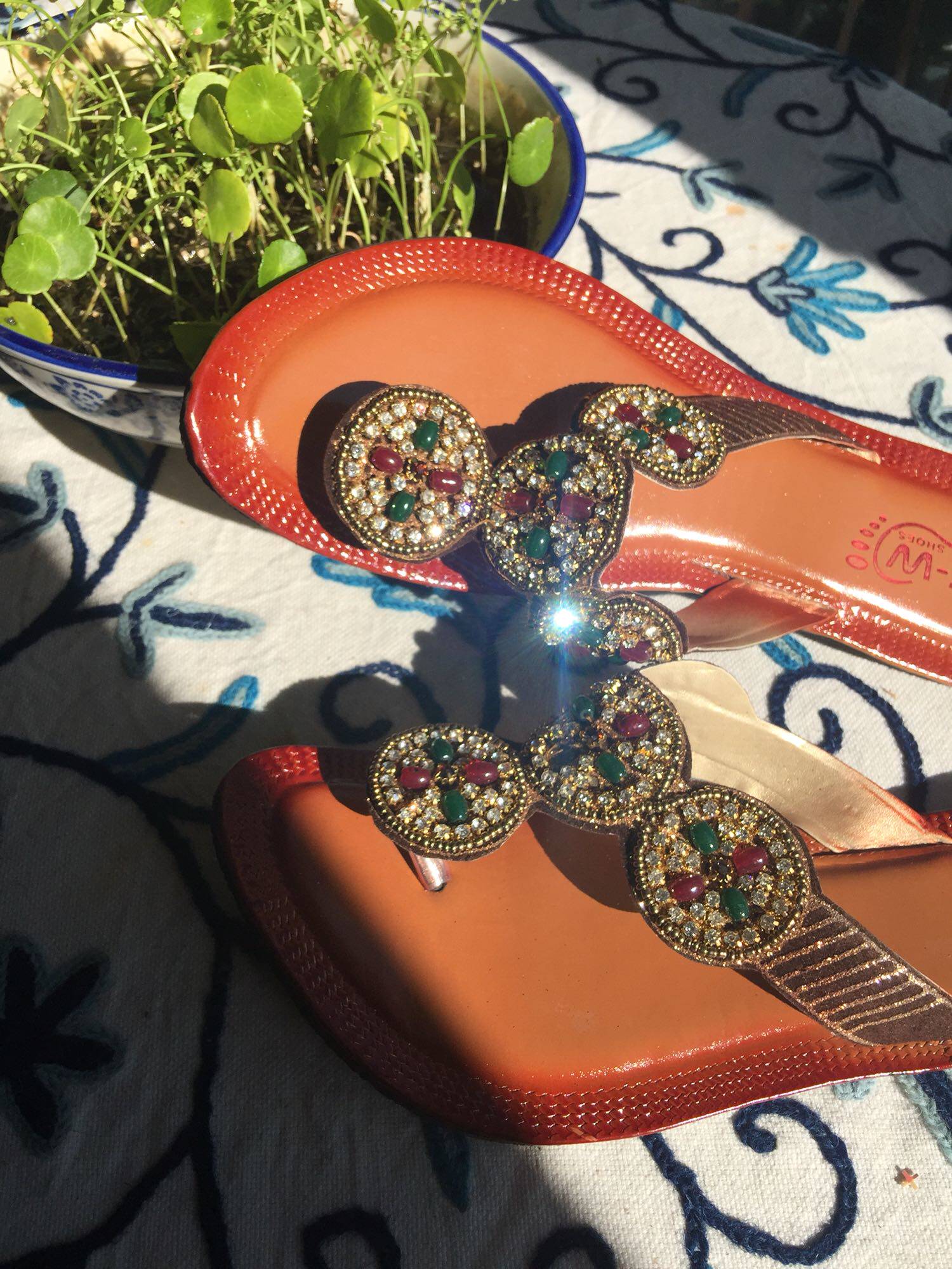 Insert drilling angle cool Drag Pakistan handmade heavy work embroidered bead cool Drag Nepal Thai India exotic