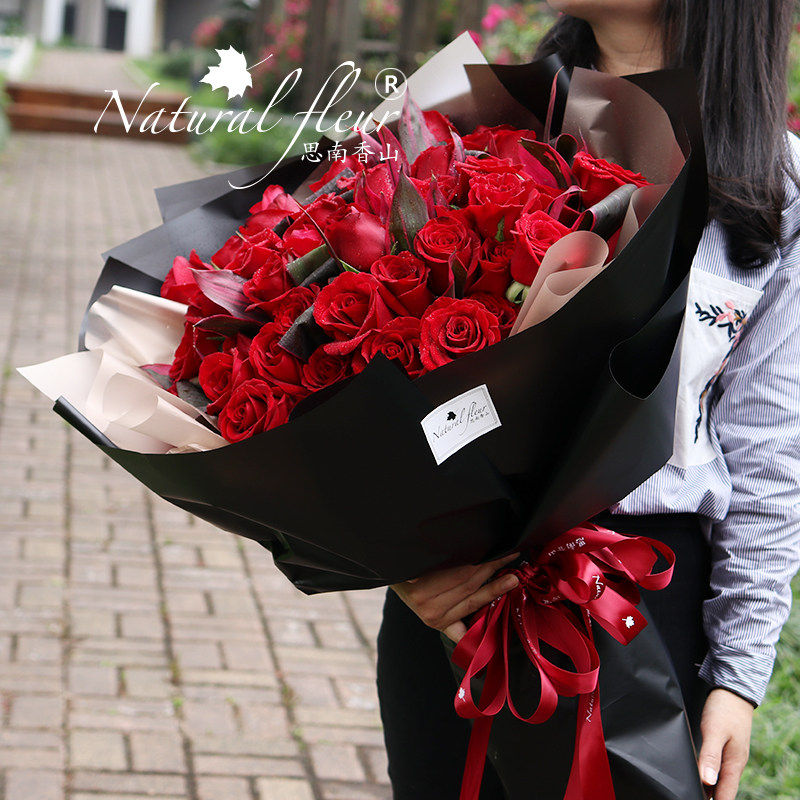 [USD 104.39] Red roses 99 City lover birthday proposal Bouquet