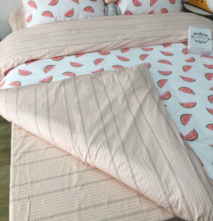 Cotton đơn giản bốn mảnh flamingo phim hoạt hình bông bộ đồ giường 1.2 m khăn trải giường quilt cover ba mảnh