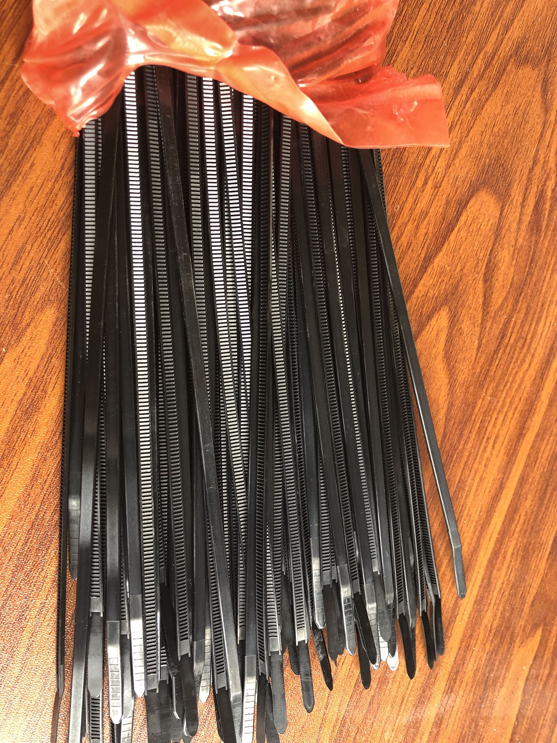 Delixi cable tie Huawei equipment special cable tie base station cable tie anti-ultraviolet buckle brand cable tie quality assurance