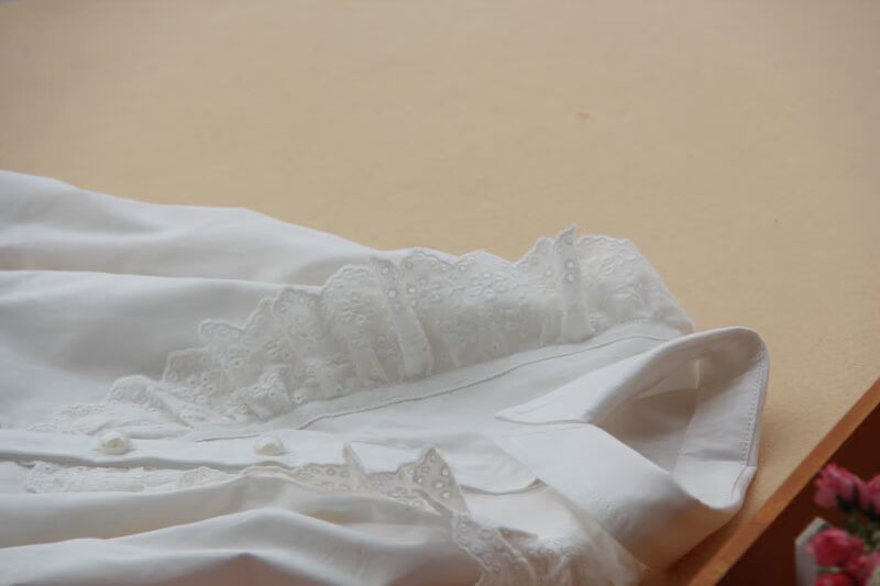 Xuân 2018 cô gái mới hoang dã áo cotton bé gái áo ren đáy quần áo biểu diễn áo sơ mi bé gái mùa đông