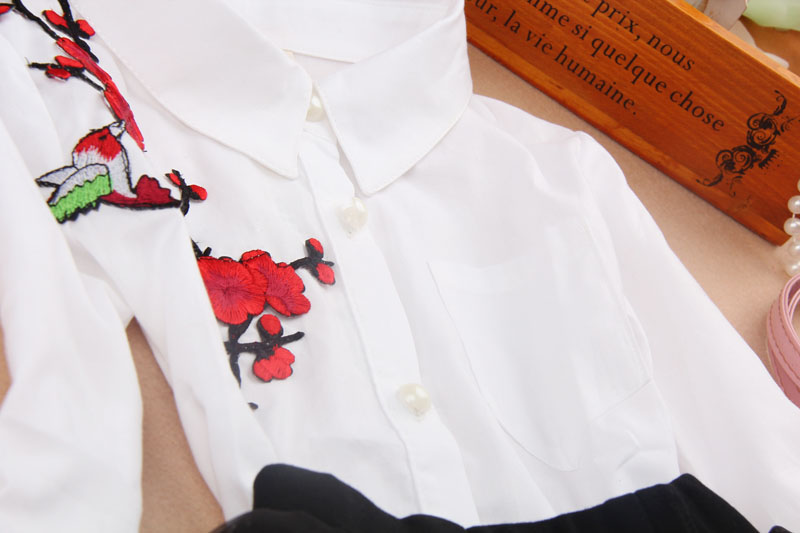 Mùa xuân 2018 mới cho bé gái áo dài tay thêu trong áo bé trai cotton màu trắng hoang dã bexinhshop shop