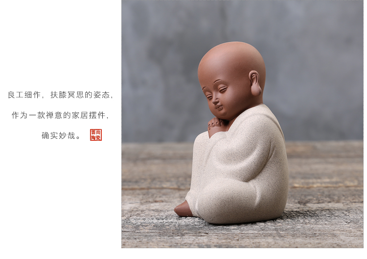 Trà gốm thú cưng nhỏ dễ thương Phật Zen Trang trí trà Kung Fu bộ trà chơi tím cát màu cát nhỏ tu sĩ trà trang trí bình ủ trà 10l