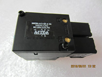 Heidelberg SM102 Paper Receiver Bulkhead Solenoid Valve JMEBH-4 2-QS-6-SA M2 184 1131