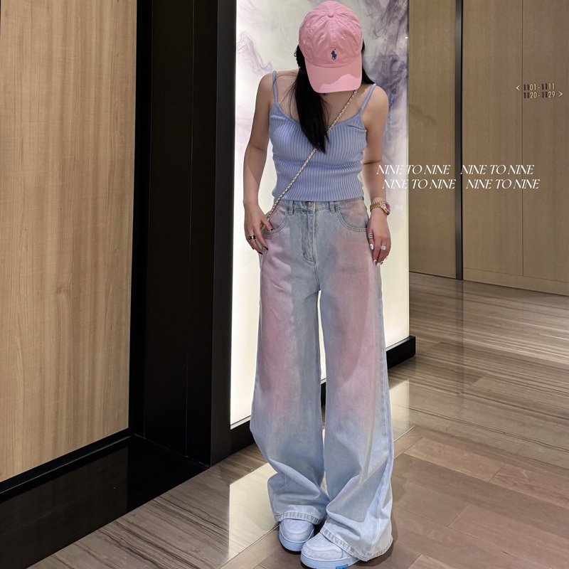 Catwalk Style! Blush Straight-Leg Jeans for Women, Small Fragrance Pink Gradient Design, Casual and Versatile, High-Waisted, Wide-Leg, Slimming