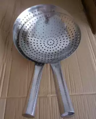 Diameter 24CM colander oil leakage flour sieve stainless steel wide side colander 230 weight