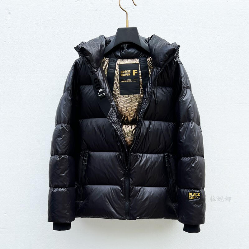 High-Quality Goose down Jacket, Black Gold Goose down Jacket, Unisex, Loose and Versatile, Thickened down Jacket High-Quality Goose down Jacket, Black Gold Goose down Jacket, Unisex, Loose and Versatile, Thickened down Jacket