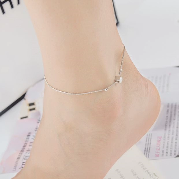 Mùa hè mới 925 sterling bạc chải nhỏ mắt cá chân vuông Nữ Nhật Bản và Hàn Quốc của phụ kiện đơn giản tươi mới sinh viên vòng chân titin ko gỉ