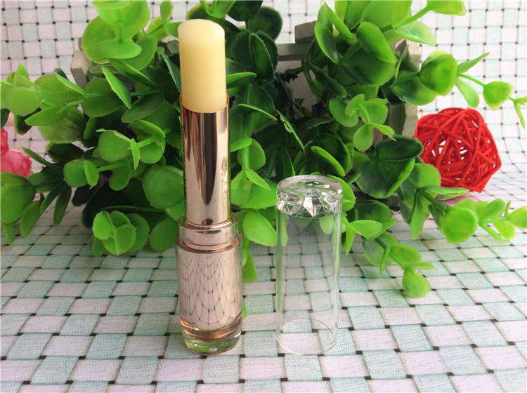 Mambas MacKay 8 giờ mỗi ngày Lip Balm Lady Lip Balm Giữ ẩm dưỡng ẩm Chống khô - Son môi son background a32