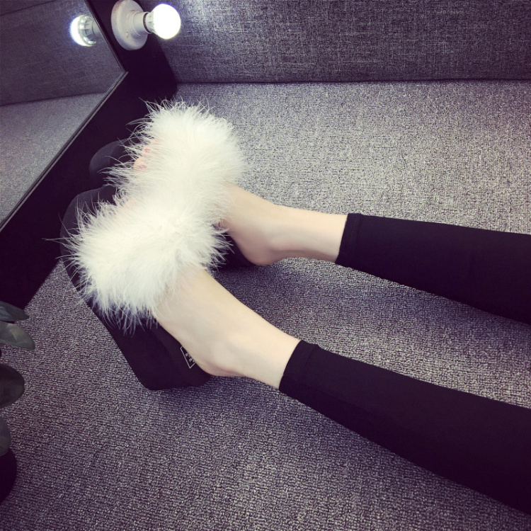 Trendy Feather Slippers for Women, New Summer Style, Height-Increasing, Thick-Soled, Non-Slip, Slip-On, Ostrich Feather Sandals for Women Trendy Feather Slippers for Women, New Summer Style, Height-Increasing, Thick-Soled, Non-Slip, Slip-On, Ostrich Feather Sandals for Women