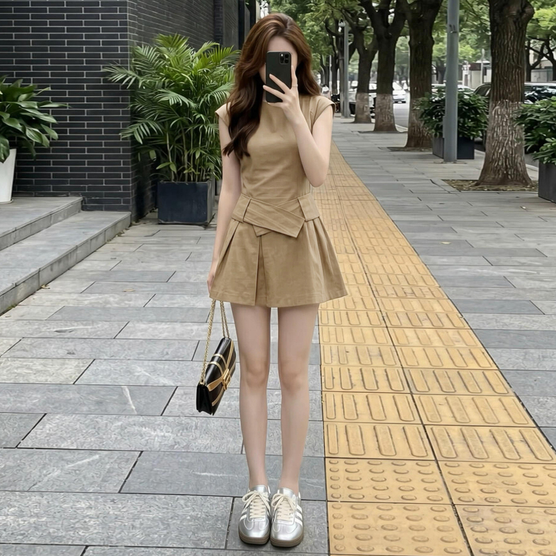 Korean Style Petite Women's Sleeveless Tank Dress, Summer 2026 New Trendy Waist-Cinching Elegant Short Dress Korean Style Petite Women's Sleeveless Tank Dress, Summer 2026 New Trendy Waist-Cinching Elegant Short Dress