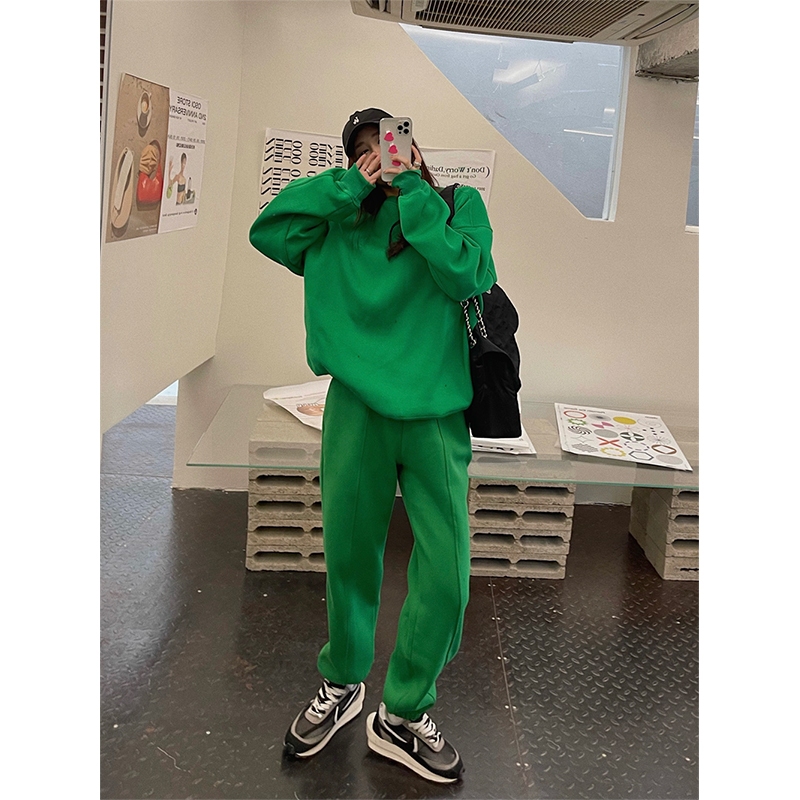 2022 - Fashion and winter new fashion plus thick casual suit pants loose two suits of female sportswear