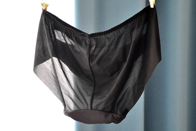 Slip jeunesse sexy en soie Ice - Ref 644141 Image 26