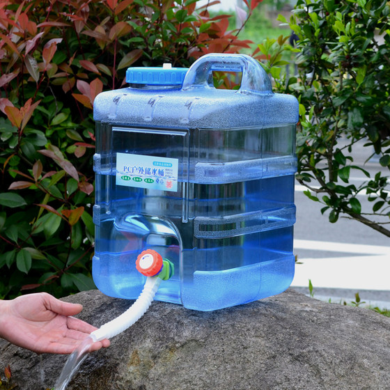 Self-driving tour water storage bucket PC outdoor with faucet mineral spring pure water bucket car household food grade plastic drinking water tank