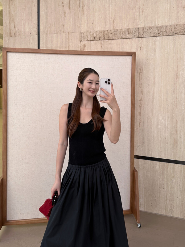 Oni~New High-Quality Sleeveless Woolen and Woven Long Dress for Spring 2181
