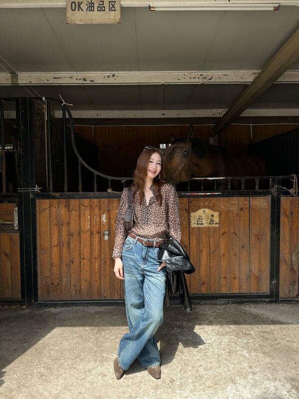 Oni~New Autumn Collection Old Money Style Blue Straight-Leg Jeans with Belt 6808