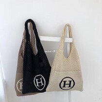 South Koreas new ins super fire H letter bag hollow woven mesh bag knitted bag large-capacity wool bag womens all-match