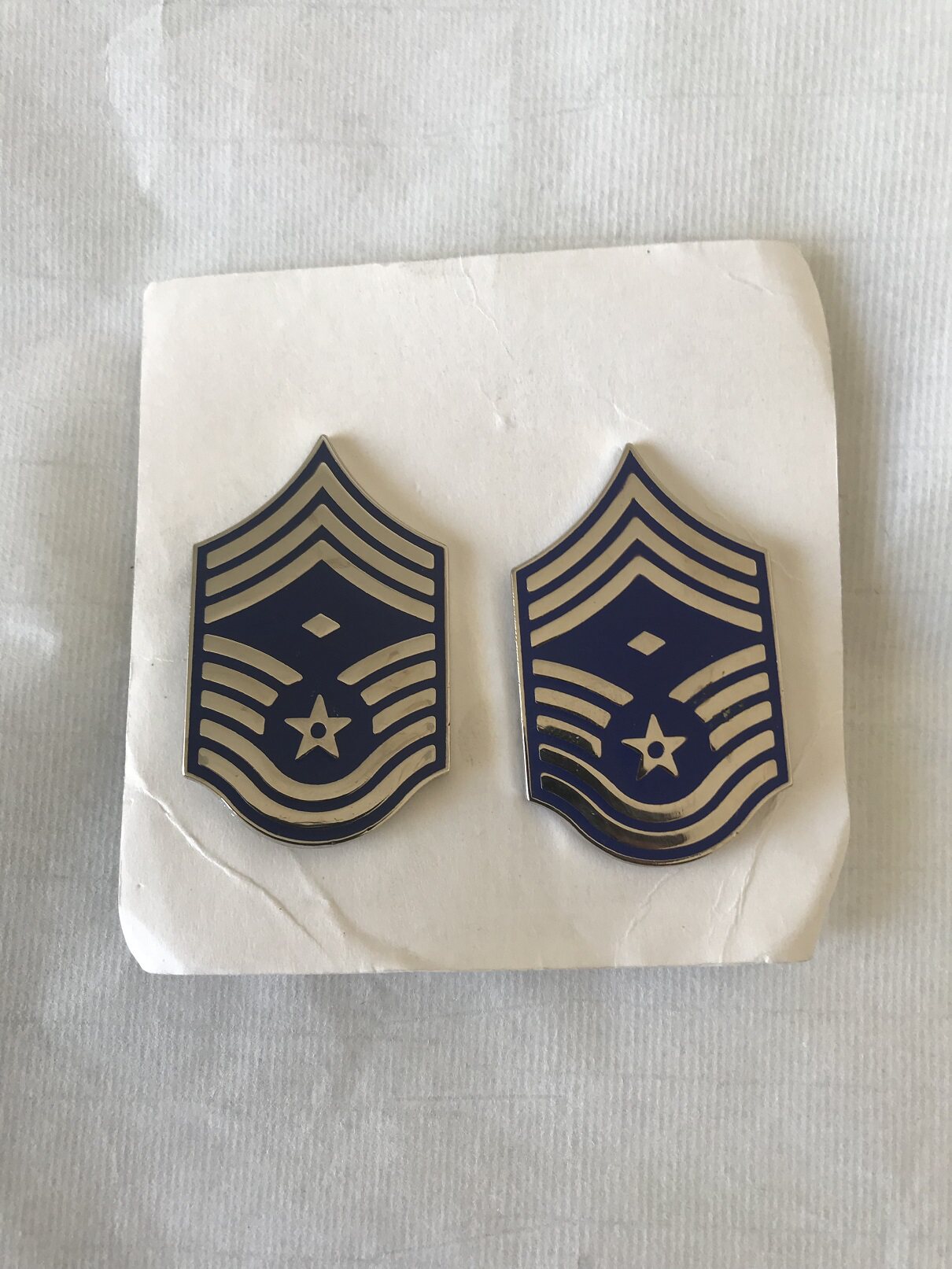 New Meijun original American-made public hair Jun version metal emblem empty Junjun long collar flower collar badge hat emblem pair