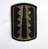 Brand new original US military 197th Infantry Brigade Bite the Bullet Concealed embroidered cloth Mark Arm Zhang Military Fans for training