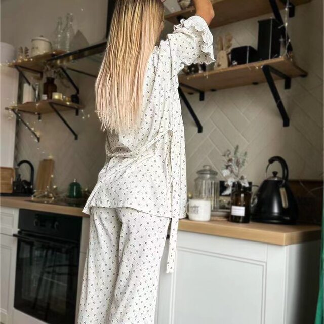 European and American style love printed pajamas, vest and trousers three-piece set Love three printed piece set