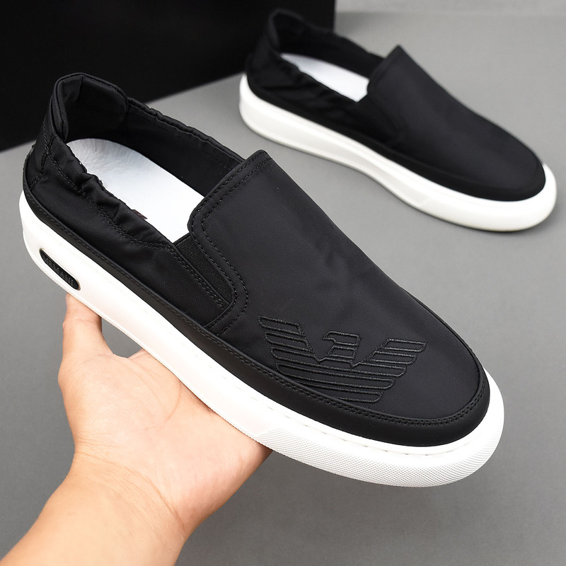 2026 New Men's Cloth Shoes, Fashionable, Casual, Comfortable, Soft-Soled, Rubber Foam, Slip-On, Breathable, Versatile, Light Luxury